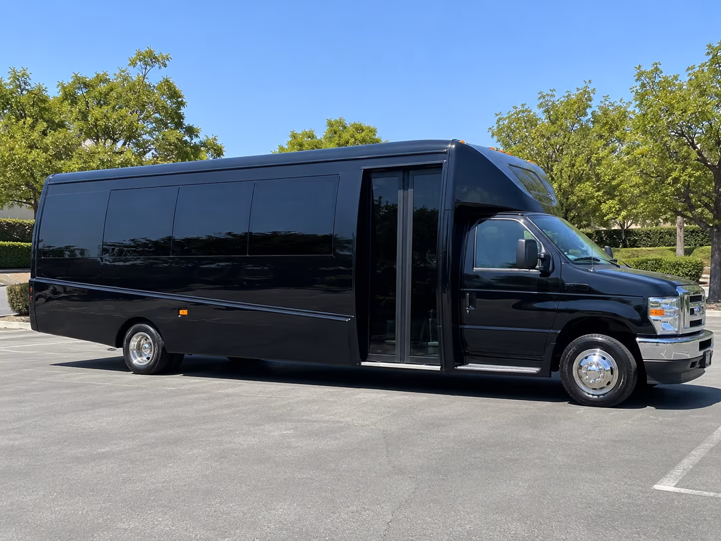find the perfect transportation for your next wedding 2