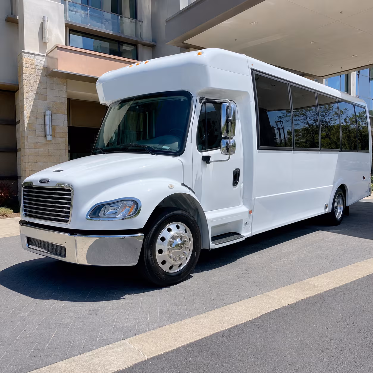 rent a bus in west hartford for pre prom dinners along farmington avenue