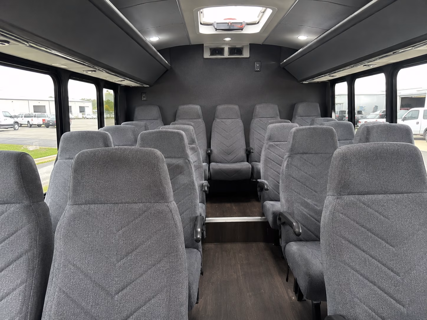 sprinter vans and minibuses for small group wine tours near west hartford