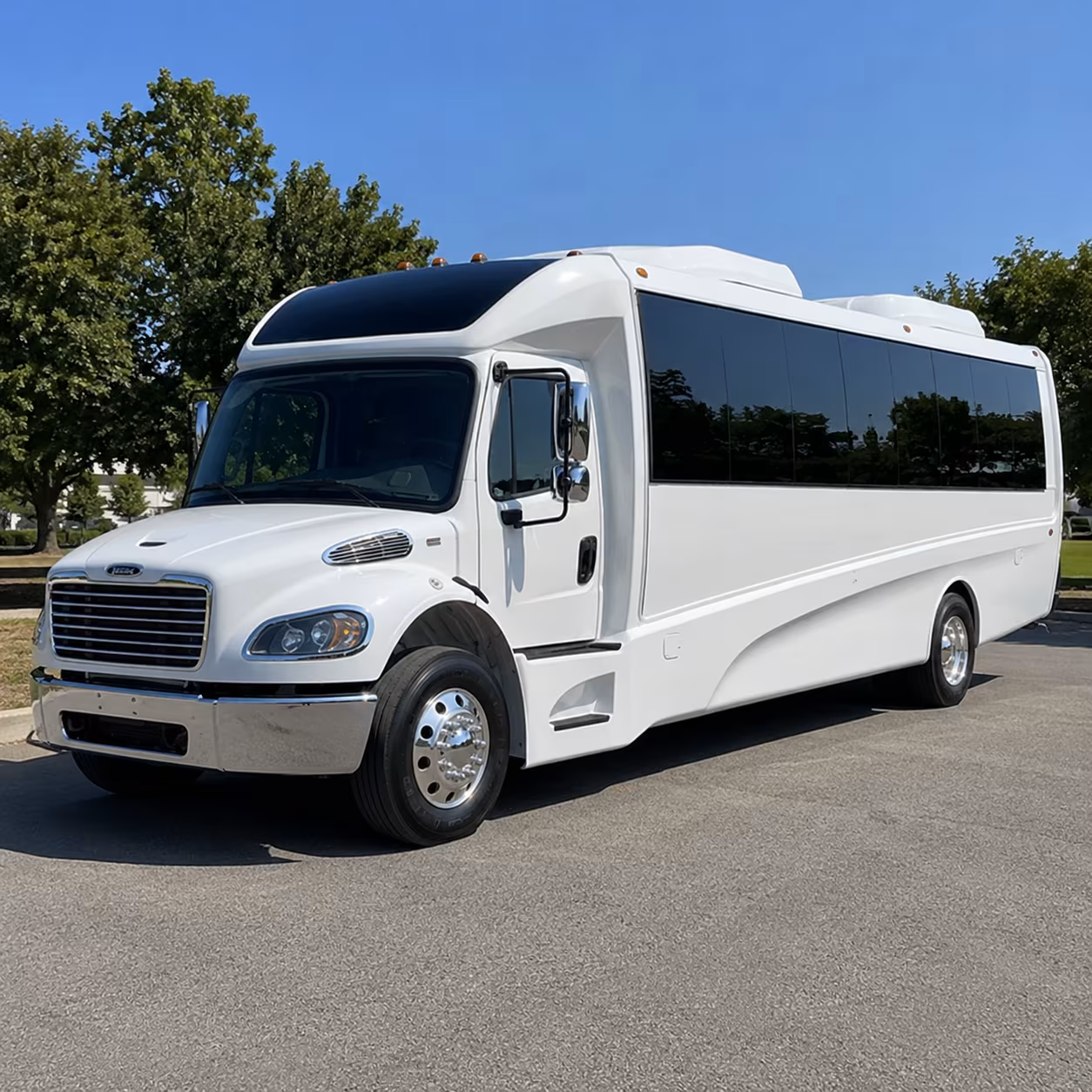 west hartford 28 passenger minibus