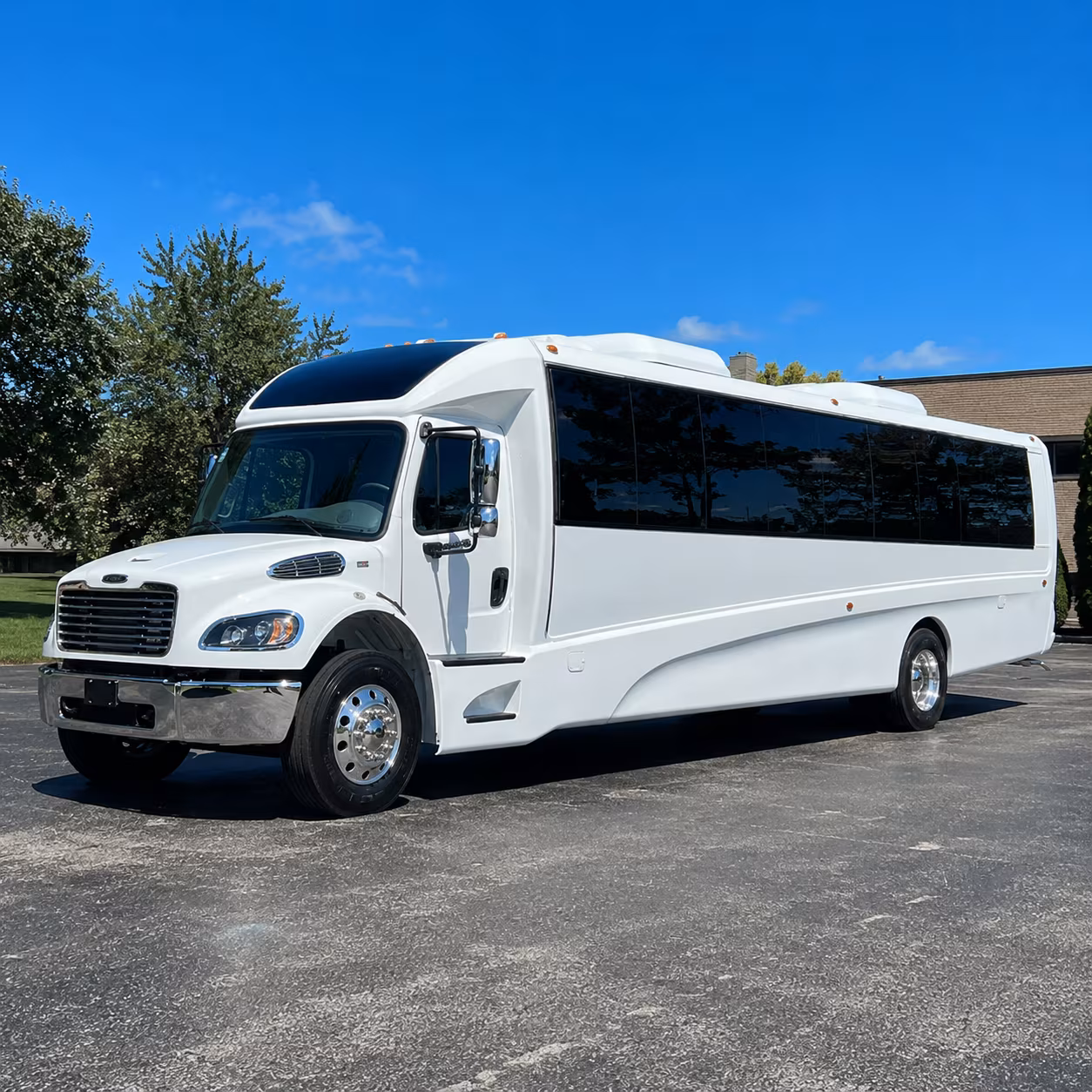 west hartford 35 passenger minibus